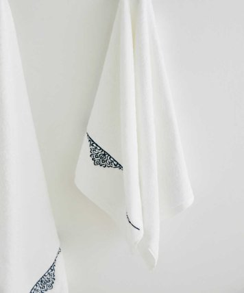 Maisonette - منشفة تايرا