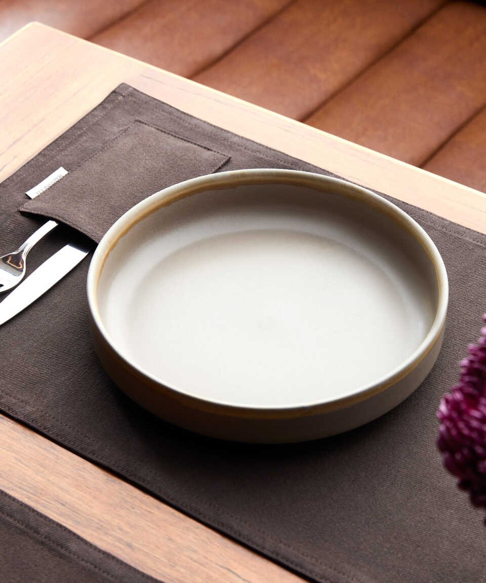 DENİM COLLECTION 2'Lİ AMERİKAN SERVİS 30X45
KAHVE - 1