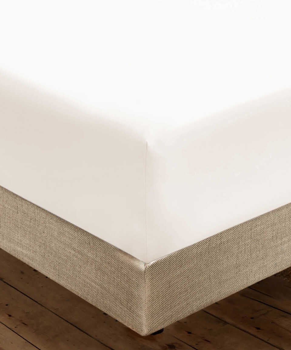 DOKUMA LASTİKLİ ÇARŞAF BEYAZ - 2