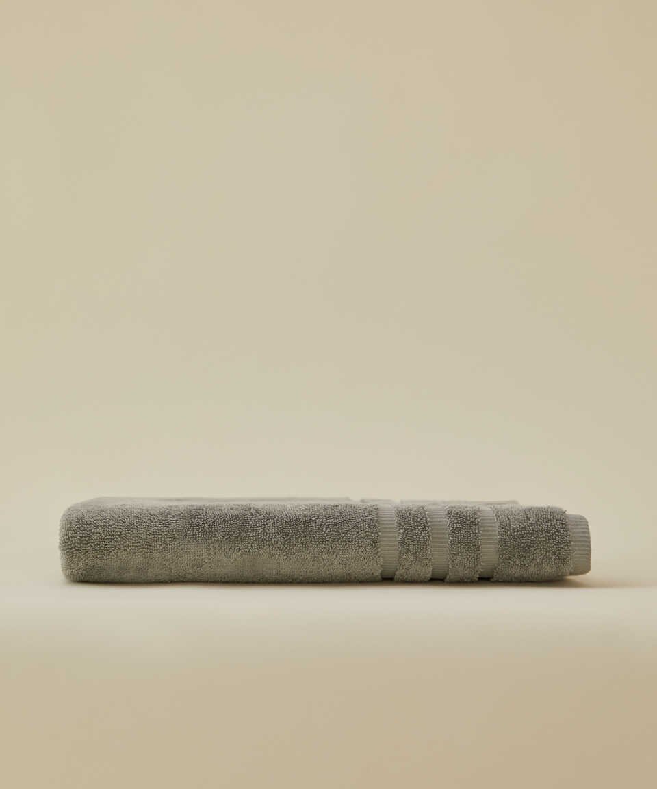 MICRO TOUCH TOWEL - 8