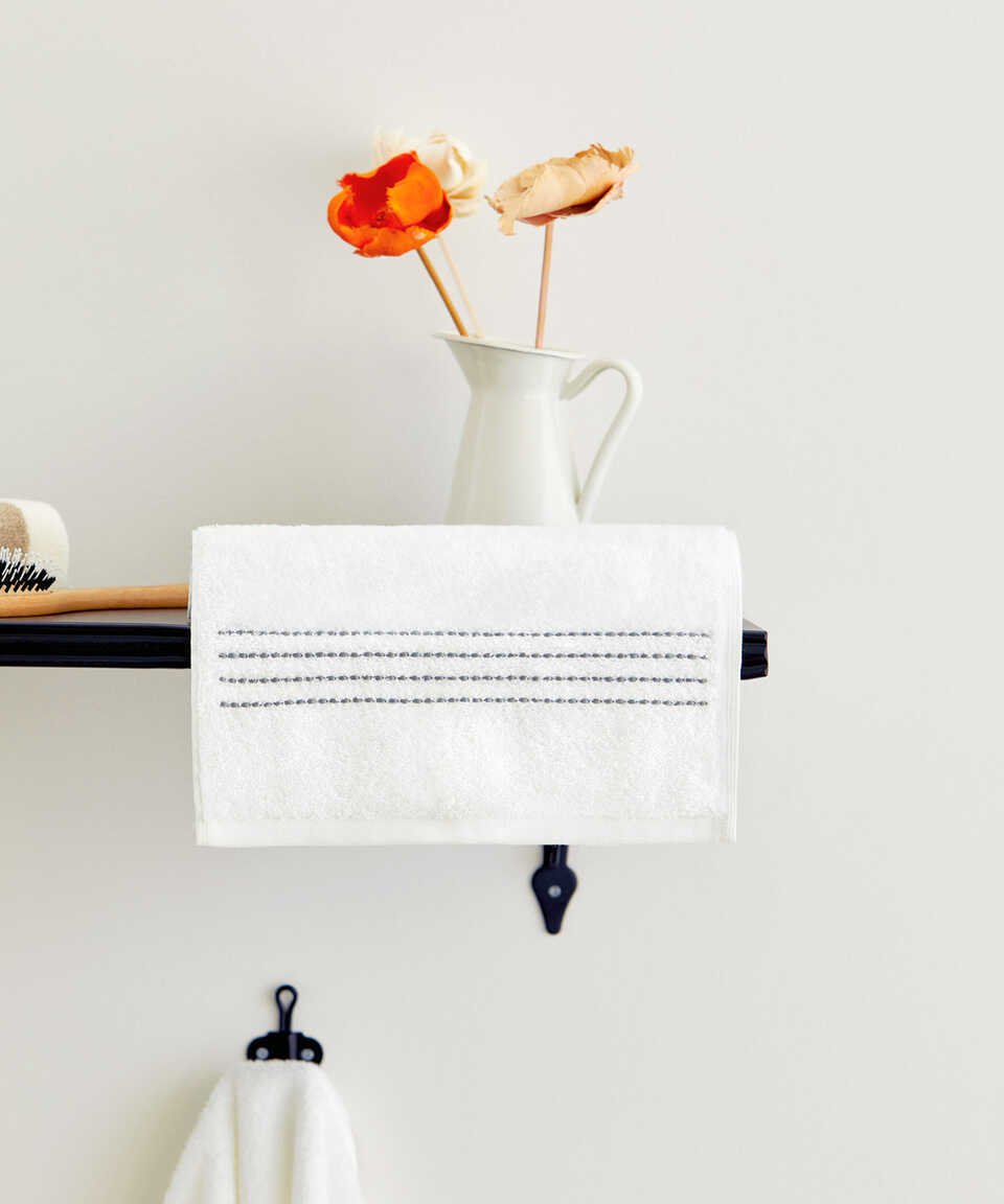 SUBTLE STITCH TOWEL - 3